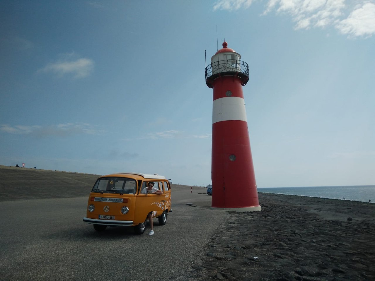 VW T2B Devon 1976